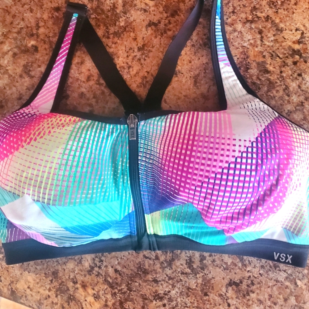 VSX sports bra